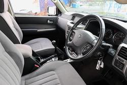 2013 Nissan
Patrol ST