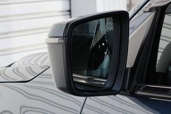 2023 Isuzu
MU-X LS-T