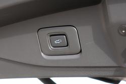 2023 Isuzu
MU-X LS-T