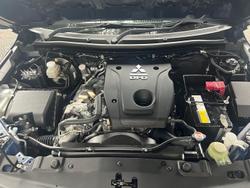 2020 Mitsubishi
Triton GLX-R