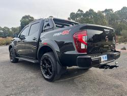 2024 Nissan
Navara PRO-4X