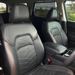 2023 Nissan
Pathfinder Ti-L