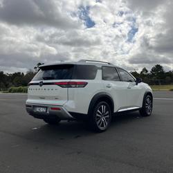 2023 Nissan
Pathfinder Ti-L