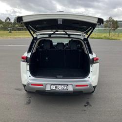 2023 Nissan
Pathfinder Ti-L