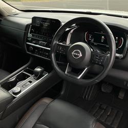 2023 Nissan
Pathfinder Ti-L