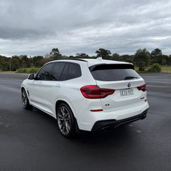 2020 BMW
X3 M40i