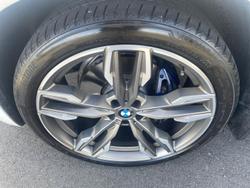2020 BMW
X3 M40i