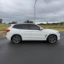 2020 BMW
X3 M40i