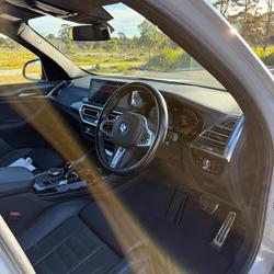 2022 BMW
X3 sDrive20i