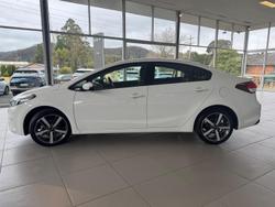 2017 Kia
Cerato Sport