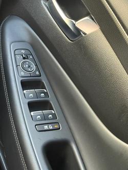 2018 Hyundai
Santa Fe Highlander