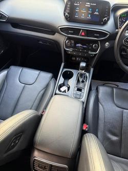 2018 Hyundai
Santa Fe Highlander