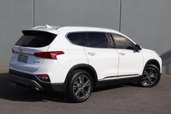 2018 Hyundai
Santa Fe Highlander