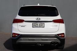 2018 Hyundai
Santa Fe Highlander