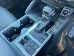2025 Toyota
Landcruiser Prado Kakadu