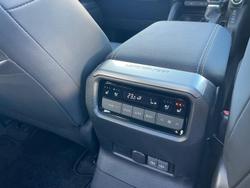 2025 Toyota
Landcruiser Prado Kakadu