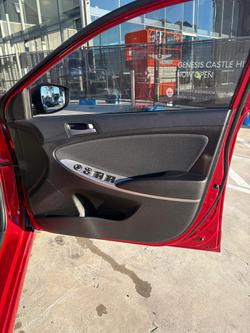 2019 Hyundai
Accent Sport