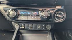 2022 Toyota
Hilux Rogue