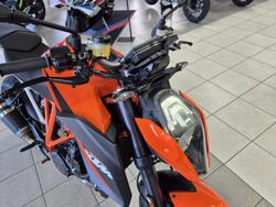 2015 KTM 1290 Super Duke R Super Duke Orange