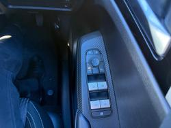 2023 Mitsubishi
Outlander ES