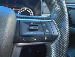 2023 Mitsubishi
Outlander ES