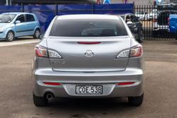 2013 Mazda
3 Neo