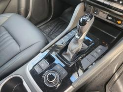 2025 Isuzu
MU-X LS-T