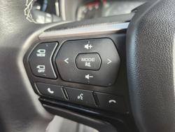 2025 Isuzu
MU-X LS-T