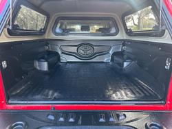 2013 Toyota
                Hilux SR5