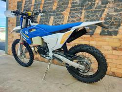 2025 HUSQVARNA TE 300I HERITAGE ENDURO BLUE
