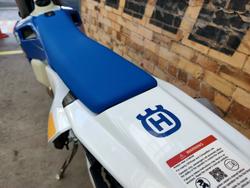 2025 HUSQVARNA TE 300I HERITAGE ENDURO BLUE