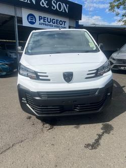 2025 Peugeot
Expert Pro Long