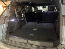 2025 Peugeot 5008 Allure Hybrid