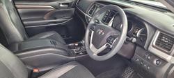 2016 Toyota
Kluger Grande