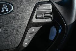 2017 Kia
Cerato Sport