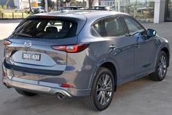 2025 Mazda
CX-5 G35 Akera