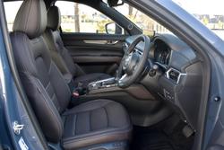 2025 Mazda
CX-5 G35 Akera
