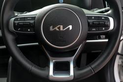 2022 Kia
Sportage S