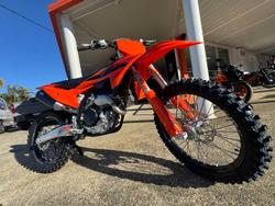 2025 KTM 250 SX-F SX-F Orange