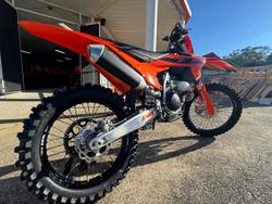 2025 KTM 250 SX-F SX-F Orange