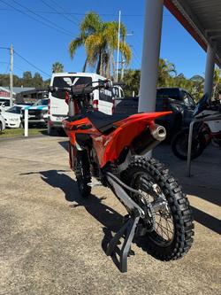 2025 KTM 250 SX-F SX-F Orange