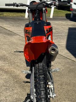 2025 KTM 250 SX-F SX-F Orange