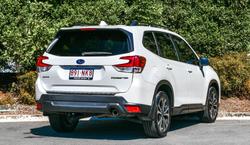 2019 Subaru
Forester 2.5i Premium