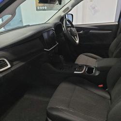 2025 Isuzu
MU-X LS-M