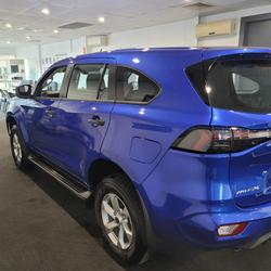 2025 Isuzu
MU-X LS-M