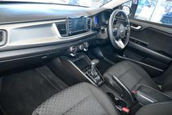 2019 Kia
Rio S