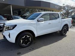 2022 Nissan
                Navara ST-X