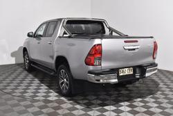 2020 Toyota
Hilux SR5