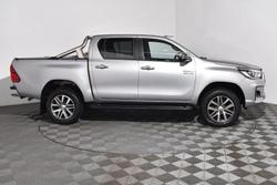 2020 Toyota
                Hilux SR5