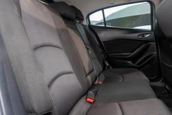 2016 Mazda
3 Maxx